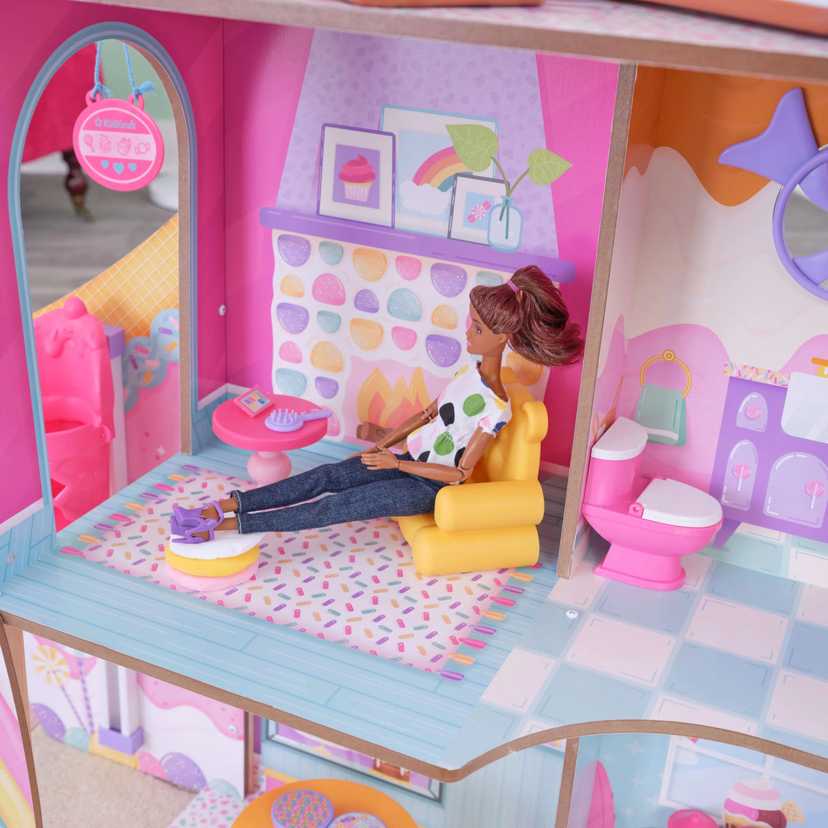 Wooden Dollhouse with Elevator 28 Accessories D777