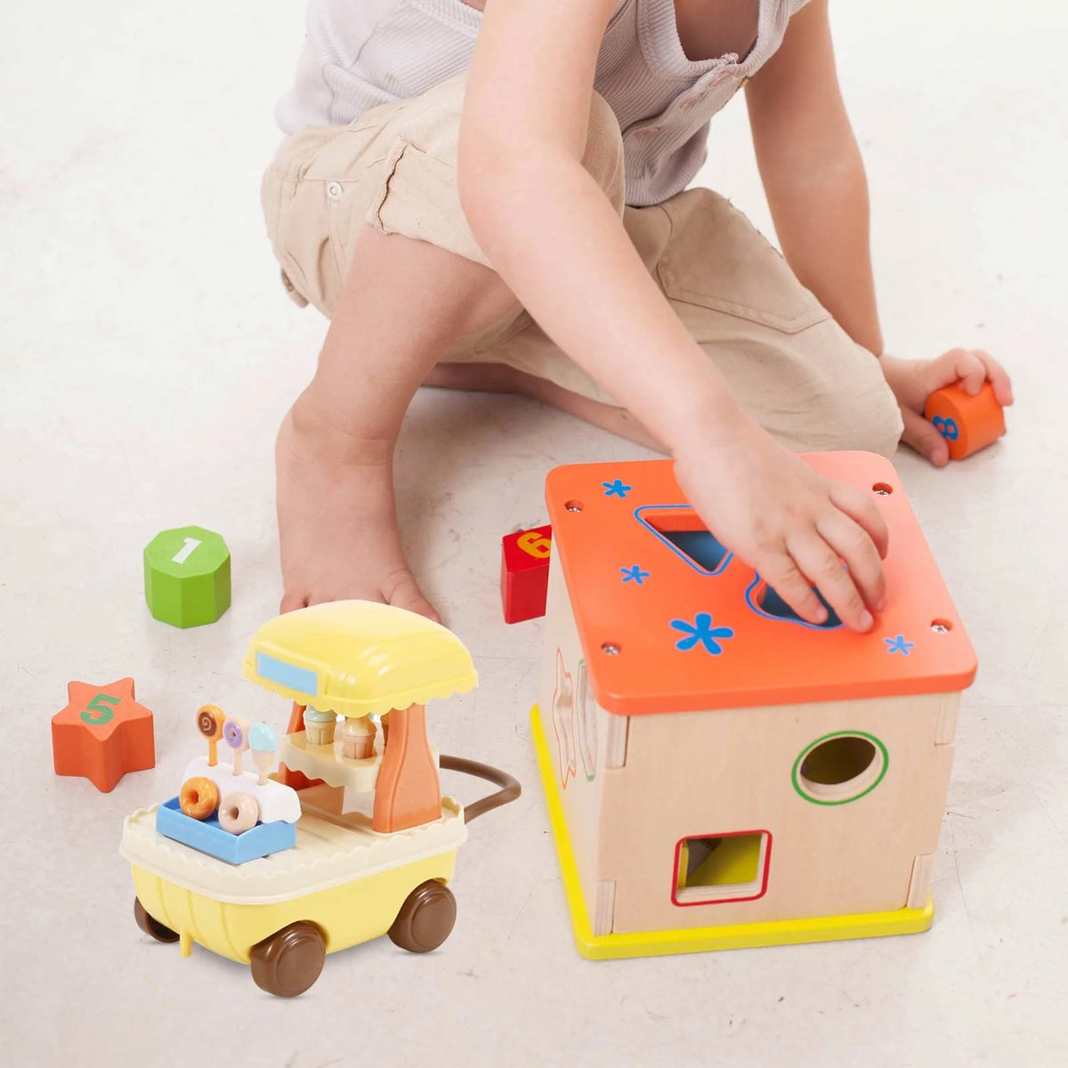 Miniature Refrigerator Dollhouse Furniture Play Set Q469068