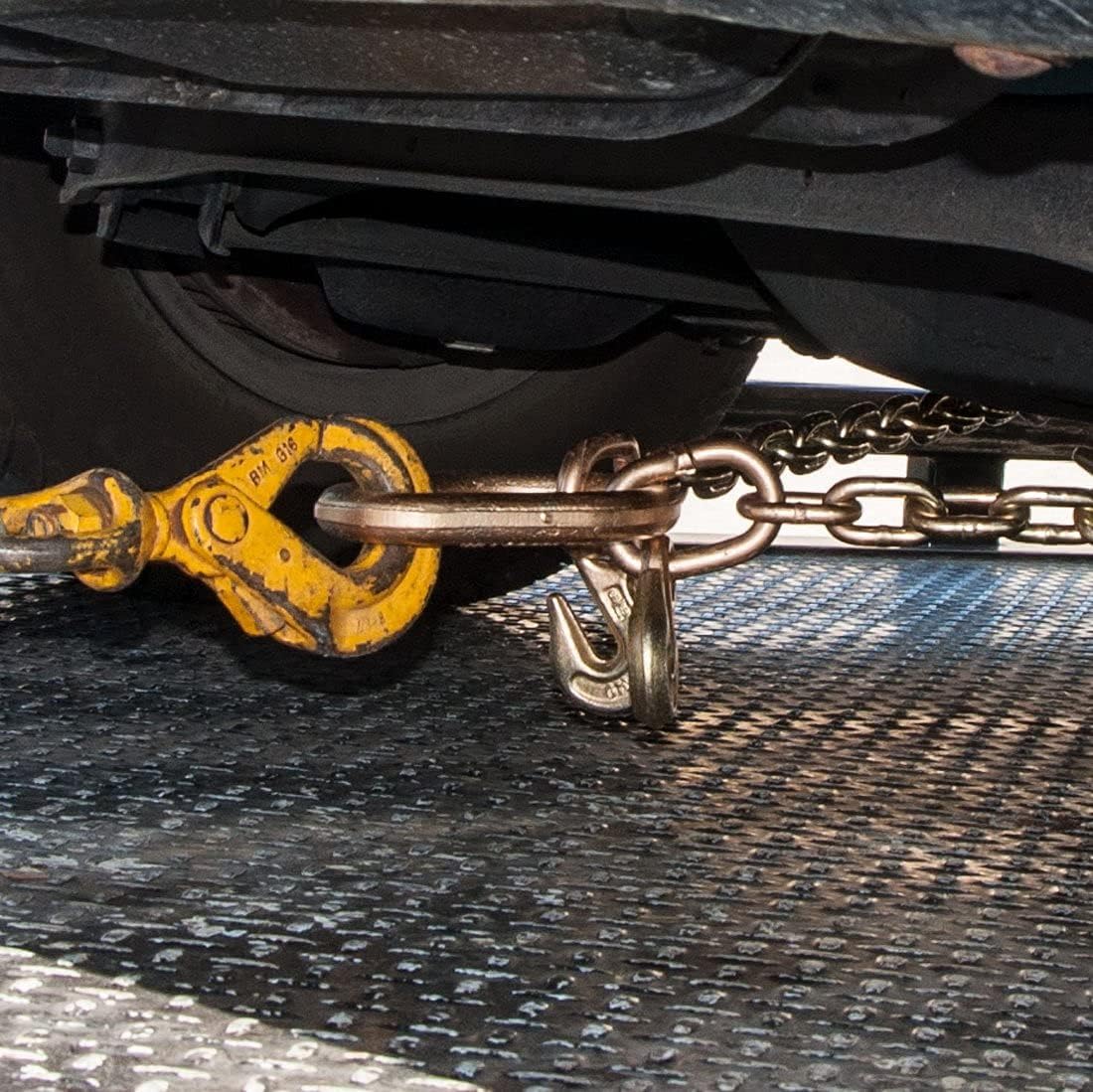 Towing Chain Bridle with 8 Inch J Hooks and Alloy T Hooks, Grade 70 Chain, 40 Inches Long, 4,700 Pound Safe Working Load Q356