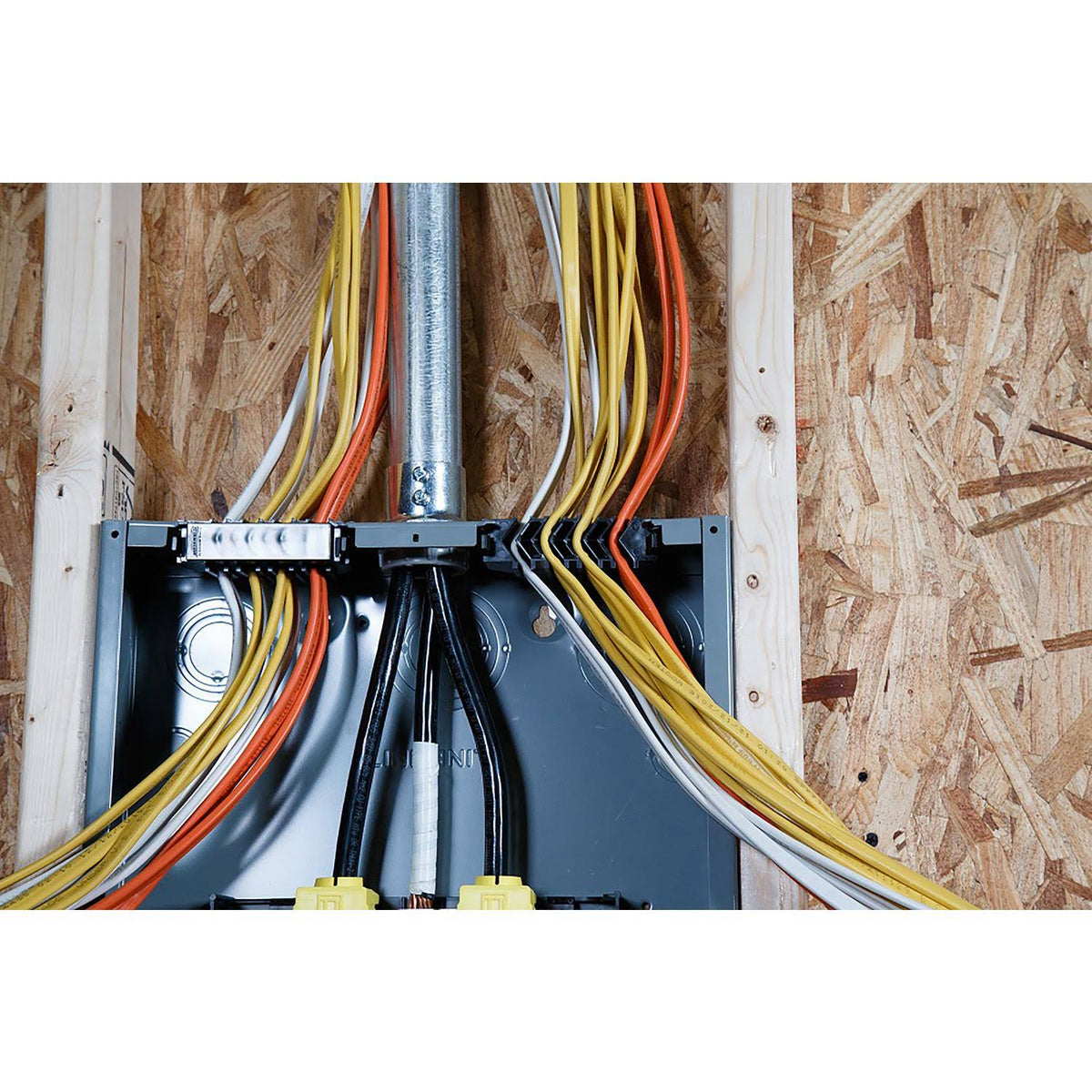 200A 60-Circuit 30-Space Indoor Main Breaker Load Center N524