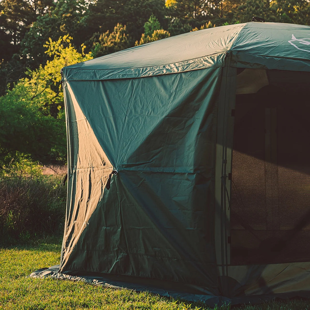 6-Sided Pop-Up Hub Screen Tent Alpine Green E7586