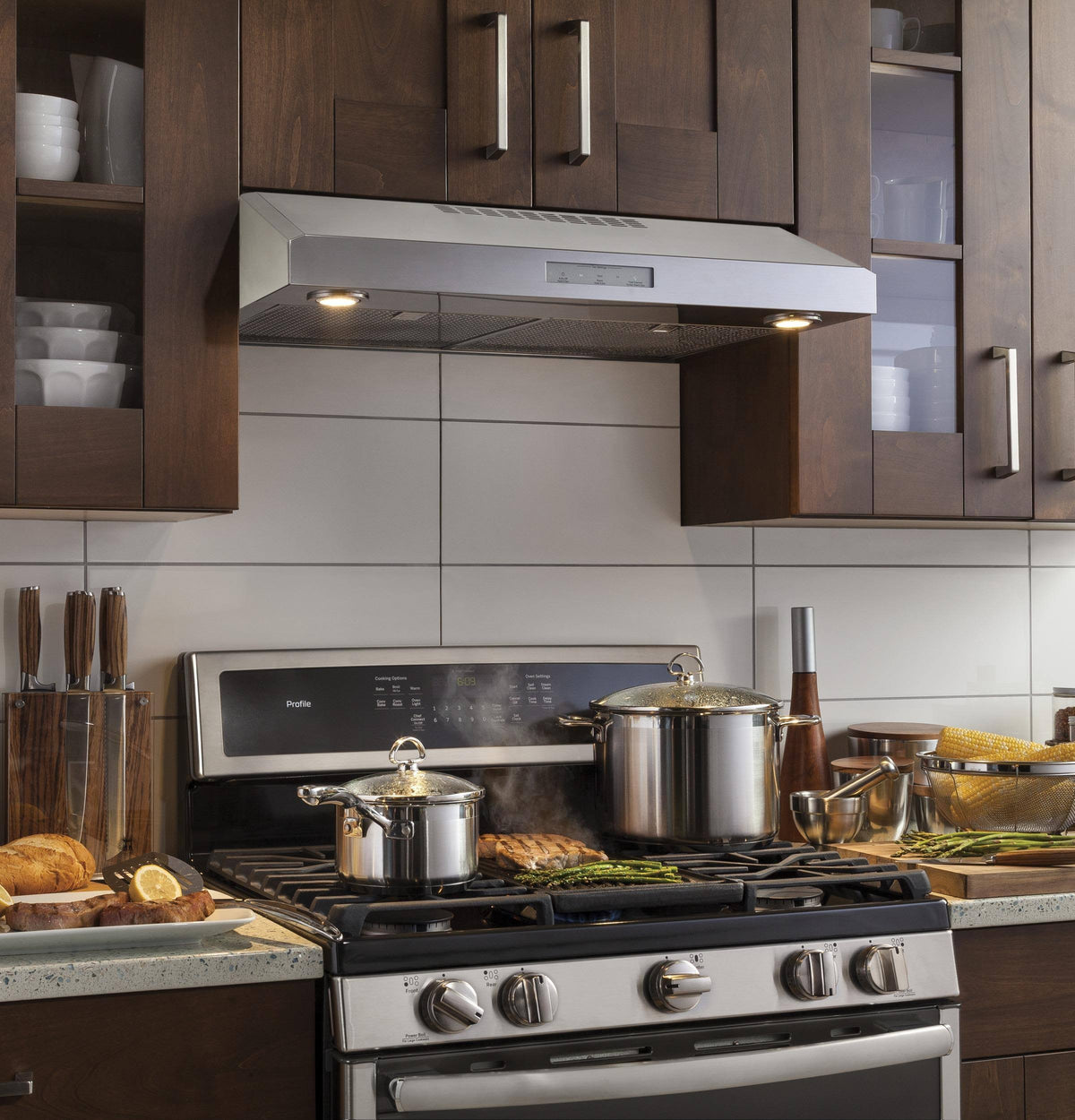 30x22 Silver Under The Cabinet Hood Z26426