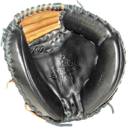 34x22 Catcher's Mitt G475571