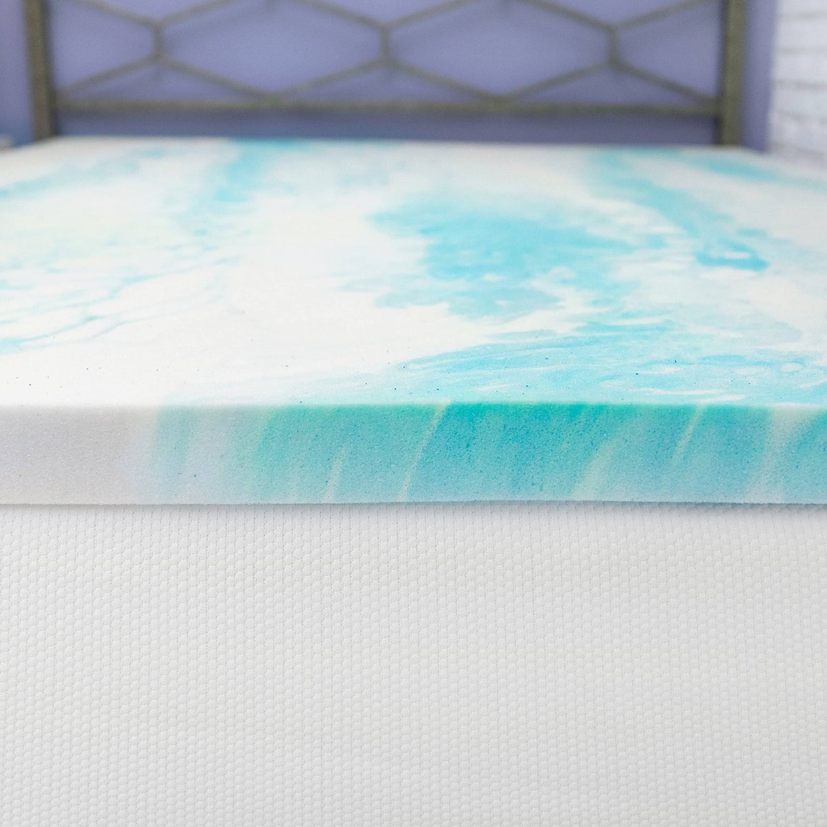 Gel Swirl Memory Foam King Mattress Topper U729