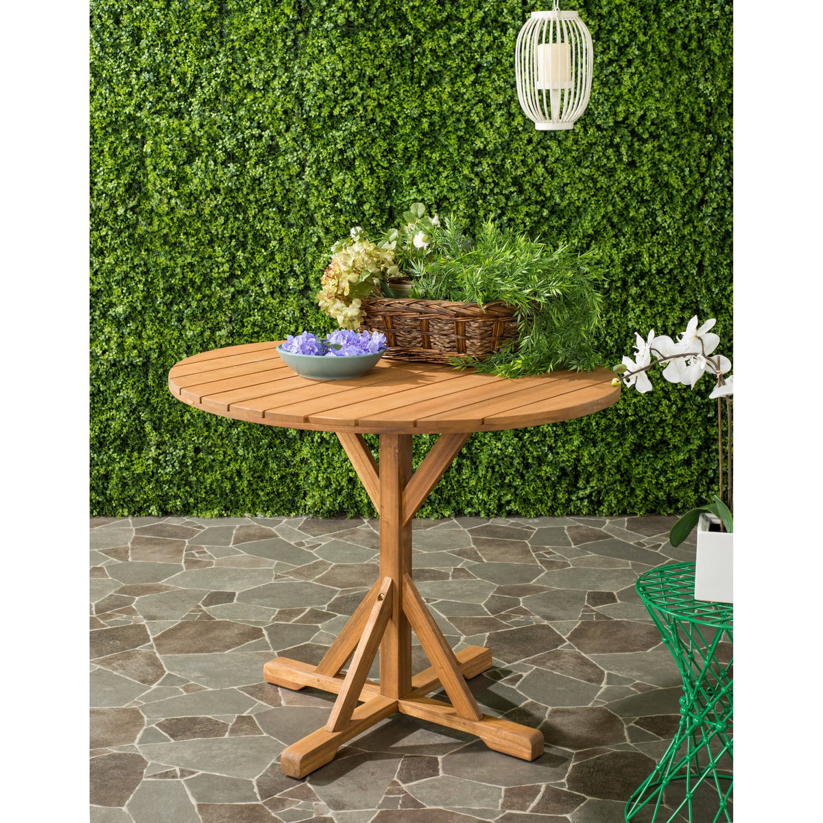 Round Table Y156533